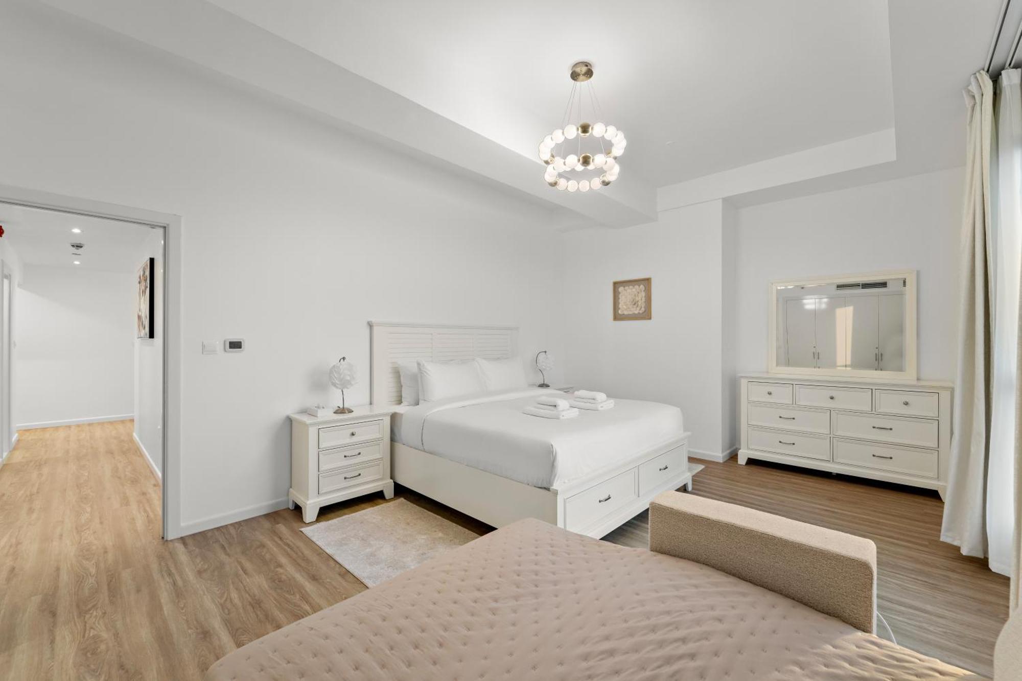 Elegant 2br With Seaview In Jbr L Walk To The Dubai